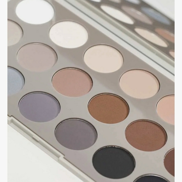 . - Picture 10 of 12